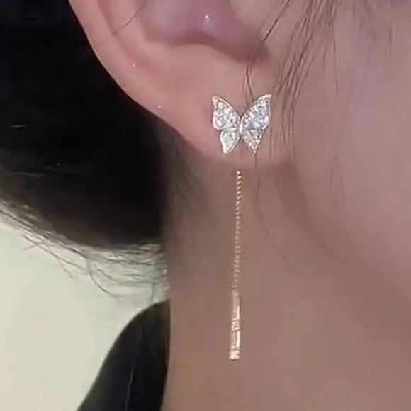 Butterfly Shaped Fashion Earrings - Picture 6 of 6